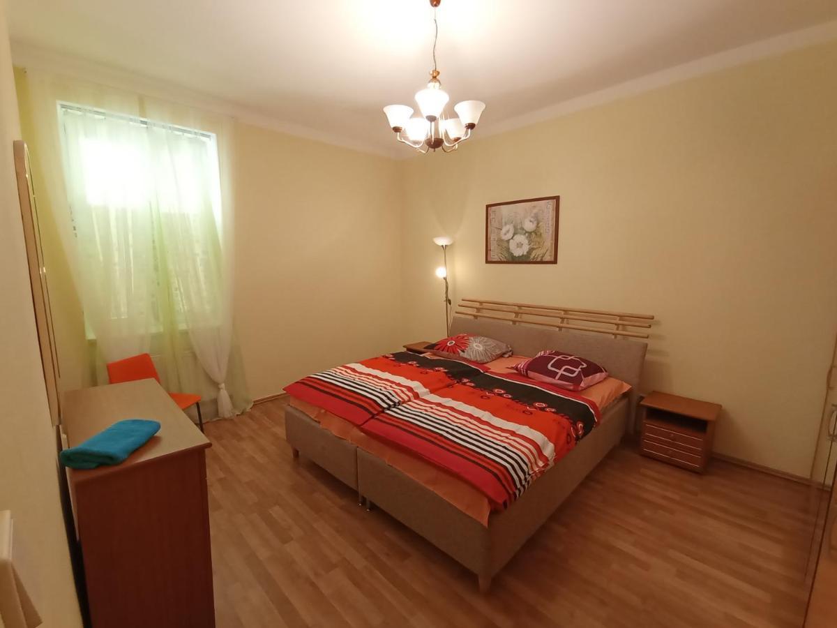 Apartments Captain Flint Praha Exteriér fotografie
